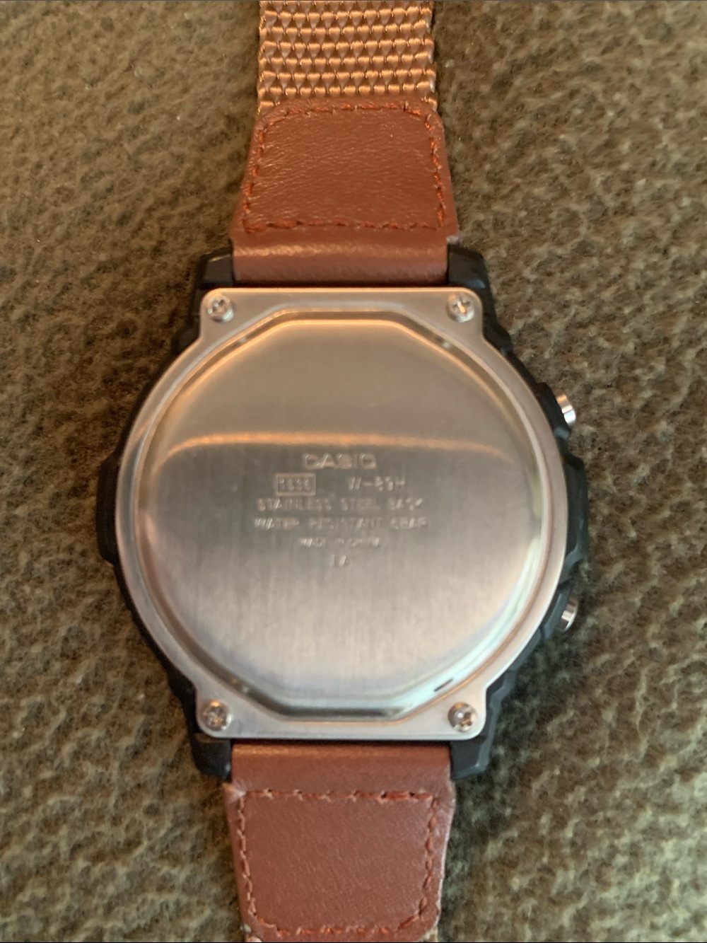 NWOB Men’s Casio W89HB-5AV Illuminator Sport Watch. New battery. - Picture 6 of 6